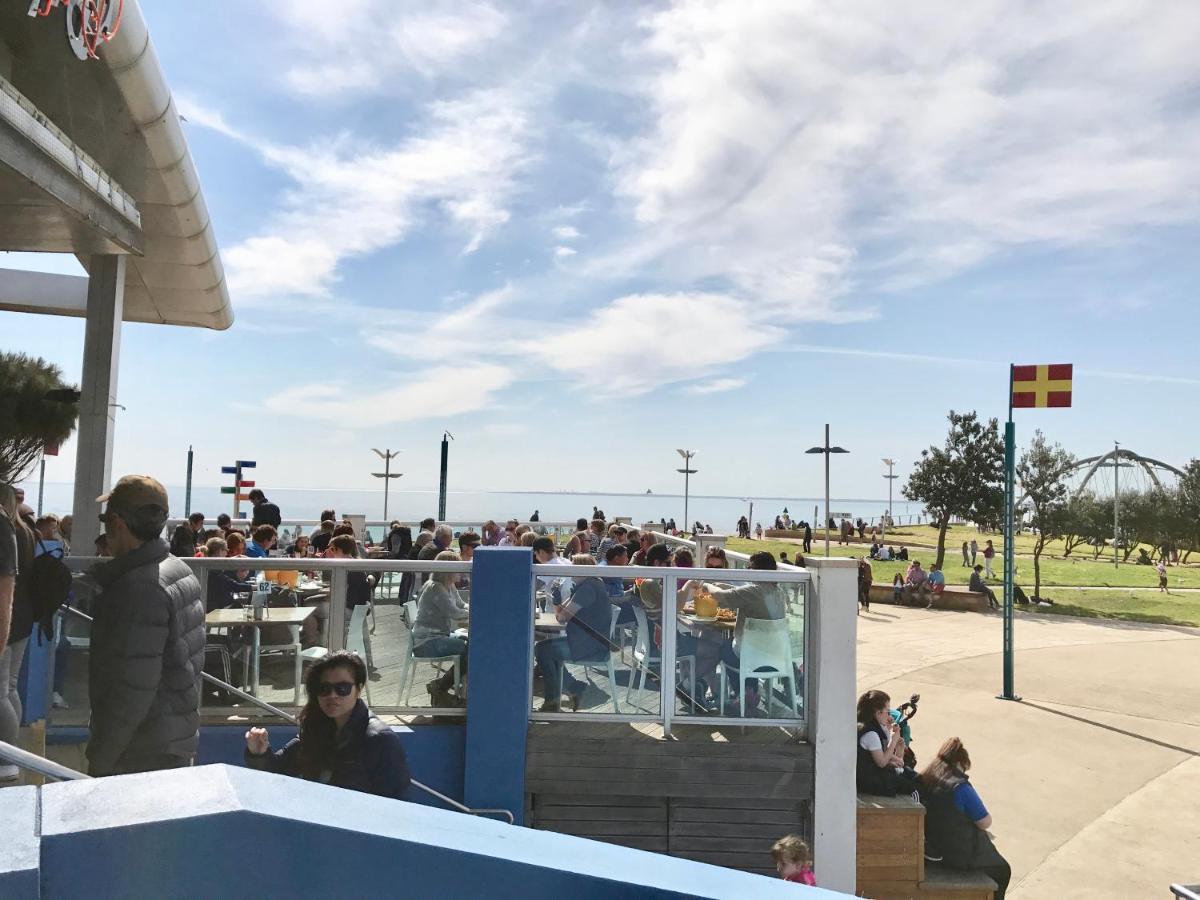By The Beach Frankston Exteriör bild